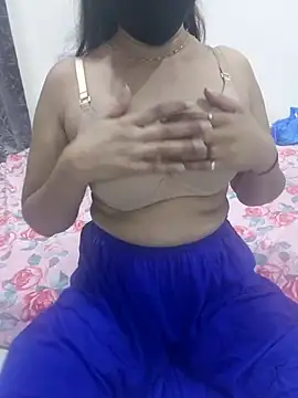 Snapshot of Aarti909090 chatting on 1, 5, 2026 Aarti909090 online show from 1, 5, 2026