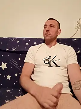 Snapshot of Baiat_Finut1 chatting on 7, 11, 2025 Baiat Finut1 online show from 7, 11, 2025