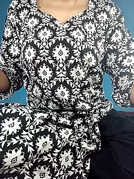 Saniya76 online show from 22, 2, 2026