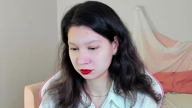 SaraDenars online show from 18, 11, 2025