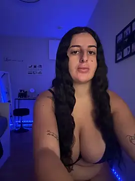 Snapshot of jojoa23 chatting on 15, 11, 2025 jojoa23 online show from 15, 11, 2025