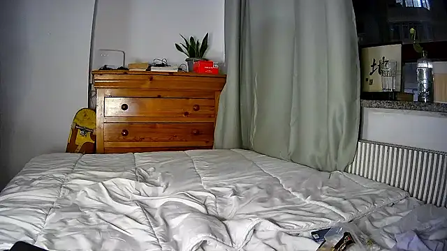 Gatitasalvaje123 online show from 4, 12, 2025