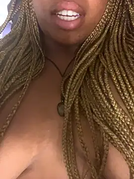 Snapshot of Naughty_JessieX chatting on 6, 11, 2025 Naughty JessieX online show from 6, 11, 2025