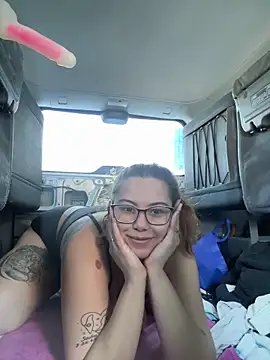 Snapshot of FreakyDreama chatting on 17, 2, 2026 FreakyDreama online show from 17, 2, 2026