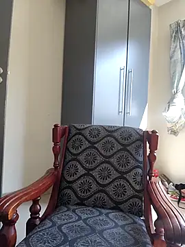 Mommy Sienna online show from 2, 4, 2026