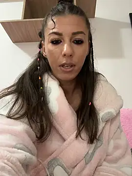 EdaQueen online show from 5, 4, 2026