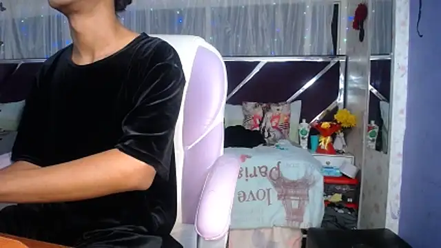 Santy bigcock 01 online show from 20, 5, 2026