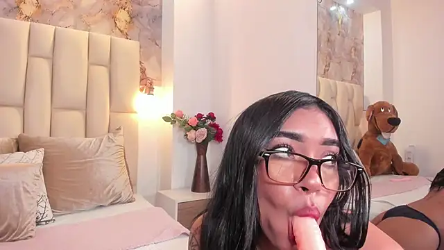 Snapshot of ruby_monarca chatting on 6, 11, 2025 ruby monarca online show from 6, 11, 2025