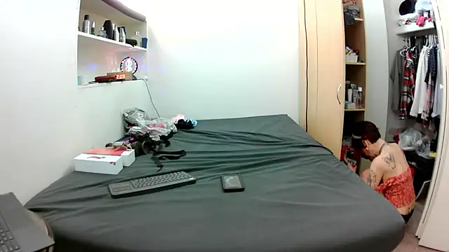 Empress Lilith online show from 8, 1, 2026