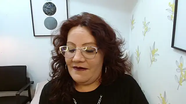 Snapshot of Rosalie_Durand chatting on 27, 11, 2025 Rosalie Durand online show from 27, 11, 2025