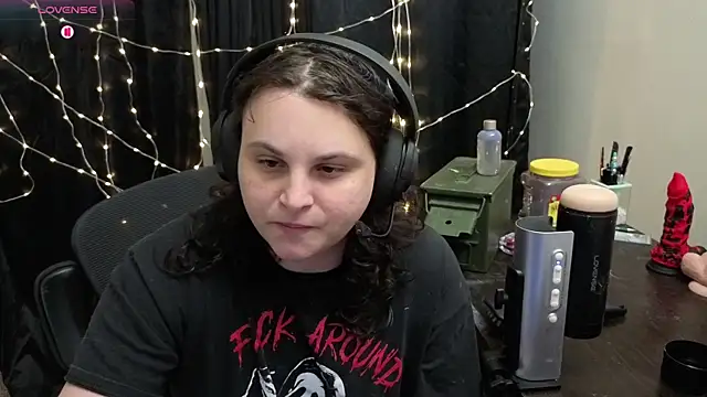 Salacious Sage online show from 12, 4, 2026