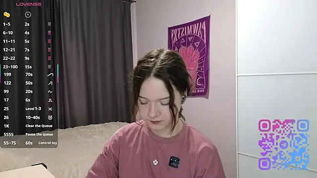 AlissaGerardo online show from 7, 4, 2026