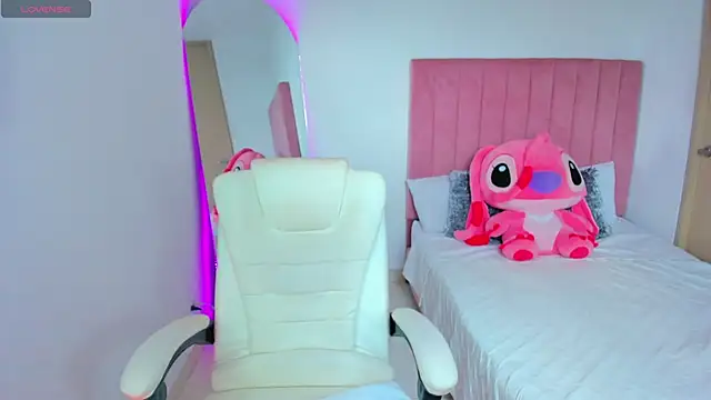 Janettcruz online show from 9, 2, 2026