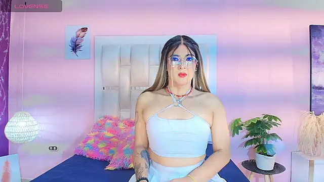 camii raux online show from 4, 12, 2025