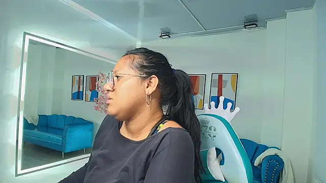 Alondra gomexxx online show from 4, 12, 2025