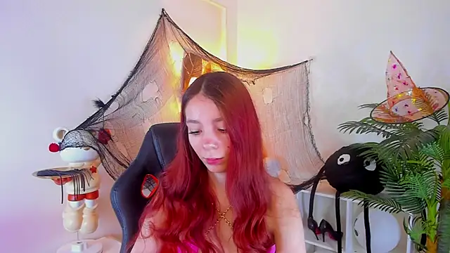 Snapshot of Twin_kies chatting on 7, 11, 2025 Twin kies online show from 7, 11, 2025