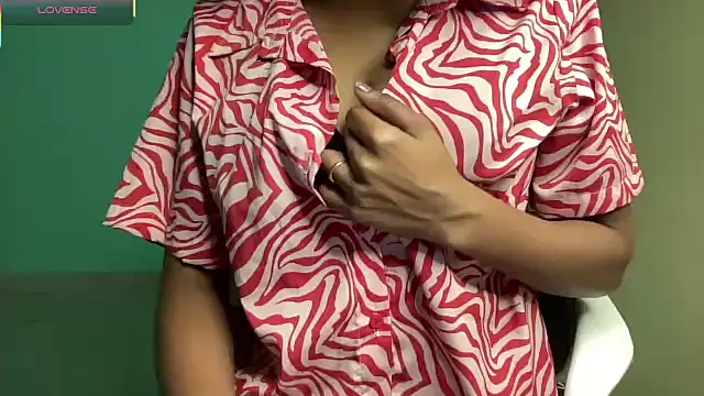 classy kritii online show from 5, 3, 2026