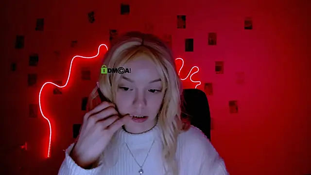 mia starrr  online show from 8, 2, 2026