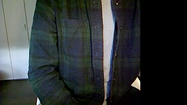 Snapshot of Taro070 chatting on 11, 11, 2025 Taro070 online show from 11, 11, 2025