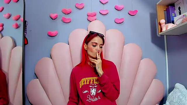 luci miller online show from 27, 3, 2026