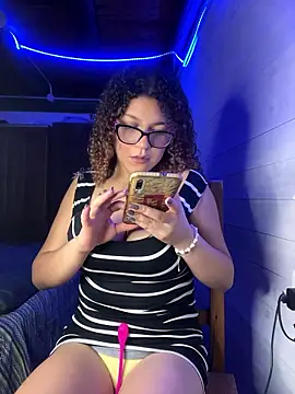 Lolavenezia online show from 14, 1, 2026