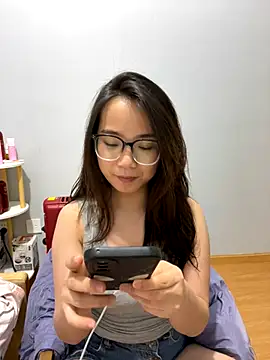 Hmm 0303 online show from 5, 12, 2025