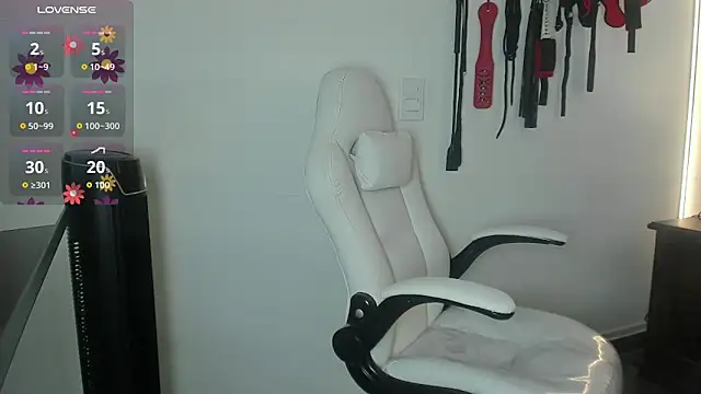 Snapshot of _brianna11 chatting on 6, 11, 2025 brianna11 online show from 6, 11, 2025