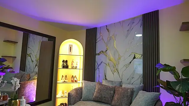 TessaaFox online show from 21, 2, 2026