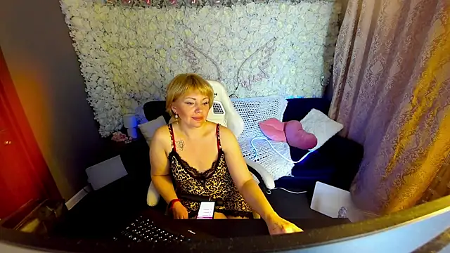 AmaraNights online show from 14, 4, 2026