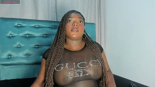 Tamaramilleer online show from 10, 11, 2025