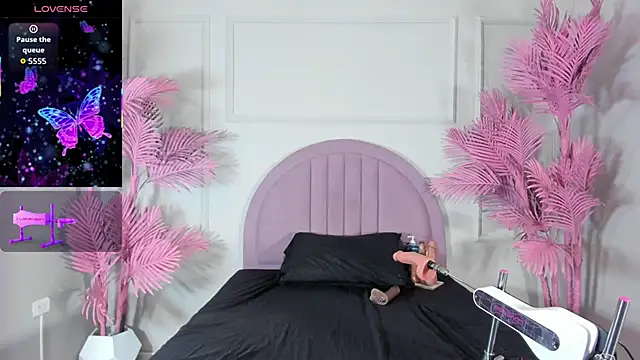 Tamaramilleer online show from 8, 2, 2026