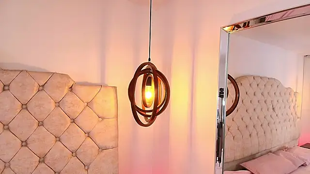 Snapshot of Chloejonson chatting on 12, 11, 2025 Chloejonson online show from 12, 11, 2025