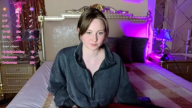 HolyBabyDoll online show from 30, 11, 2025