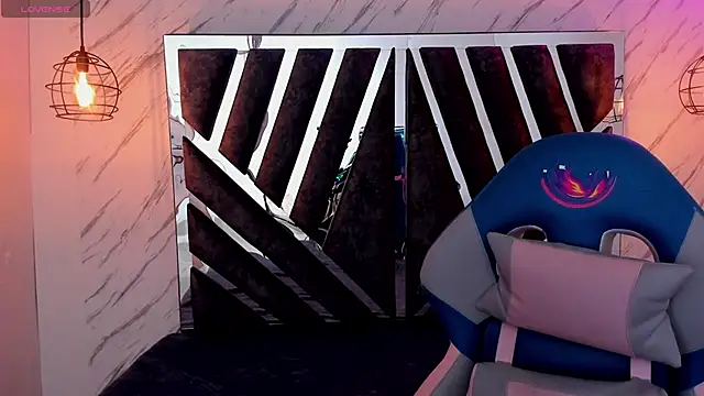 Snapshot of Dulcinea77_ chatting on 10, 11, 2025 Dulcinea77 online show from 10, 11, 2025