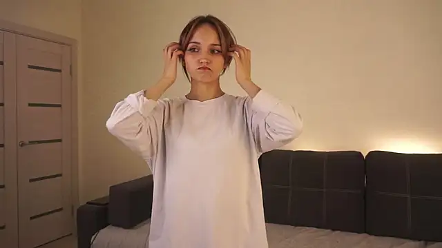 Snapshot of VinnieLaguna chatting on 7, 11, 2025 VinnieLaguna online show from 7, 11, 2025