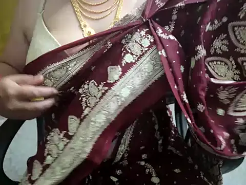 Snapshot of Tamil_VirginAss2 chatting on 16, 1, 2026 Tamil VirginAss2 online show from 16, 1, 2026