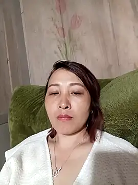 Snapshot of Missa-kute20 chatting on 2, 3, 2026 Missa-kute20 online show from 2, 3, 2026