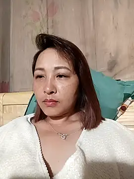 Snapshot of Missa-kute20 chatting on 6, 4, 2026 Missa-kute20 online show from 6, 4, 2026