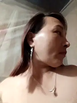 Snapshot of Missa-kute20 chatting on 10, 4, 2026 Missa-kute20 online show from 10, 4, 2026