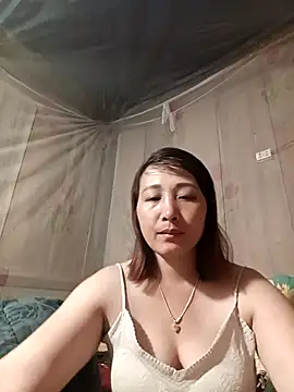 Snapshot of Missa-kute20 chatting on 13, 4, 2026 Missa-kute20 online show from 13, 4, 2026