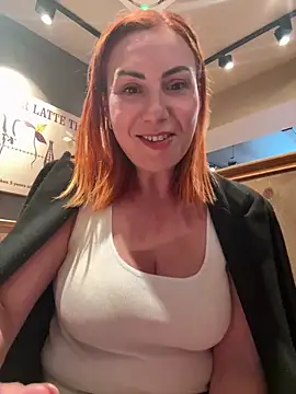 Snapshot of pervimilf chatting on 14, 5, 2026 pervimilf online show from 14, 5, 2026