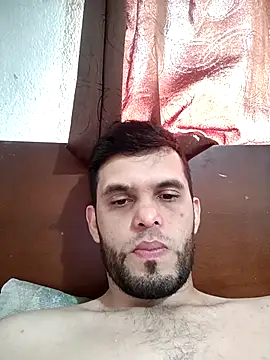 Snapshot of James21990 chatting on 2, 12, 2025 James21990 online show from 2, 12, 2025