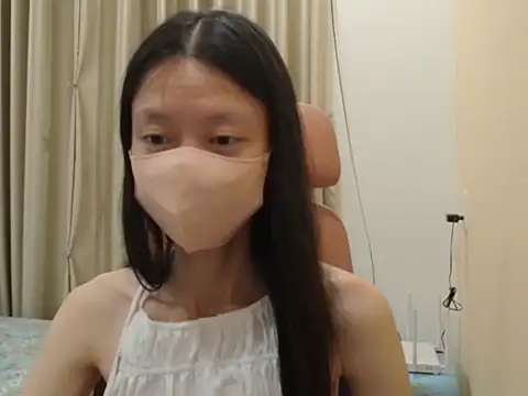 Lil-Cherries online show from 18, 1, 2026