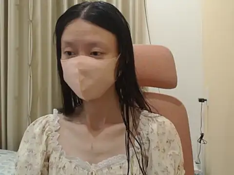 Lil-Cherries online show from 16, 4, 2026