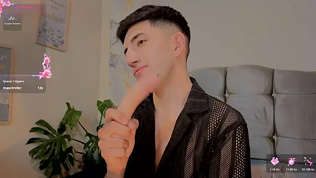Un Sluttyy online show from 2, 7, 2026