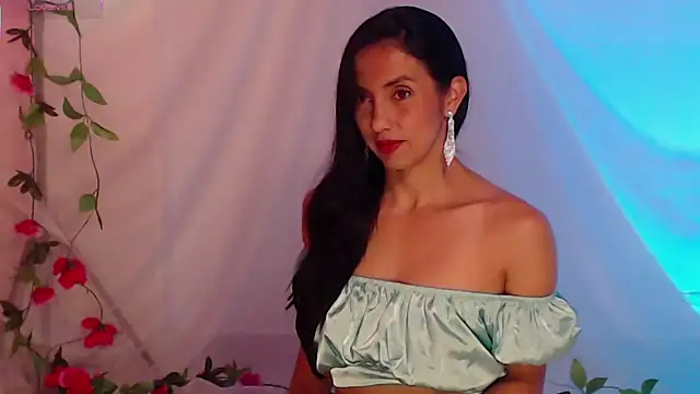 Belladonna lips online show from 25, 2, 2026