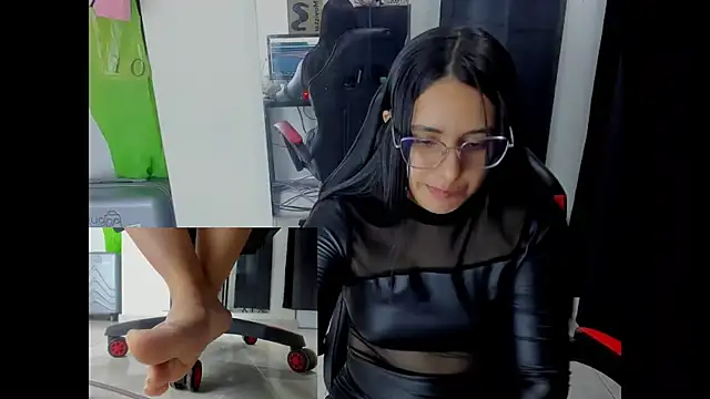 queen findom1 online show from 14, 12, 2025