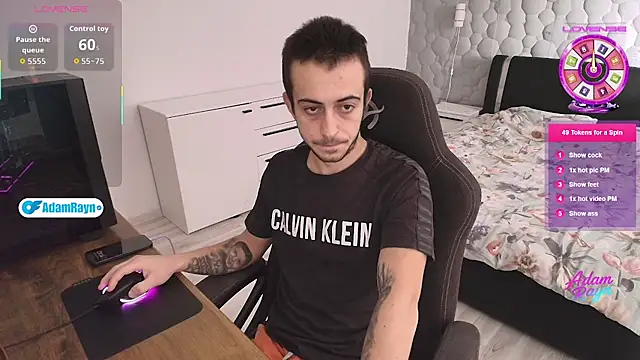 Snapshot of adamrayn chatting on 23, 11, 2025 adamrayn online show from 23, 11, 2025