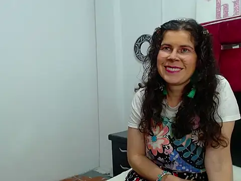 Snapshot of AubreyJoy chatting on 10, 11, 2025 AubreyJoy online show from 10, 11, 2025