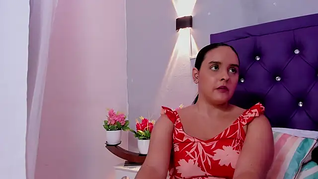 Snapshot of Katty_Vega chatting on 7, 11, 2025 Katty Vega online show from 7, 11, 2025